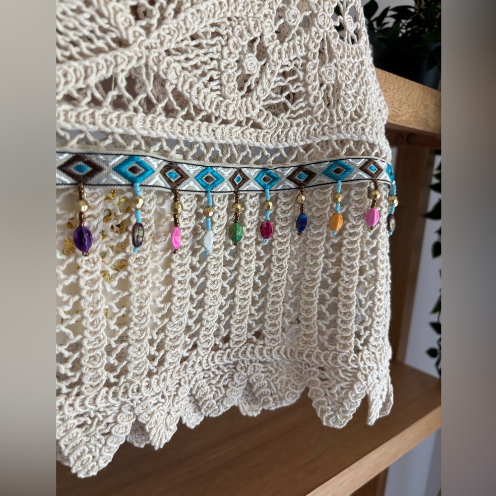 Crochet Ivory Beaded Boho Cropped Knit Tank Top - Picture 5 of 12